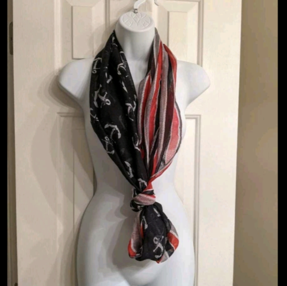 Lightweight nautical scarf
